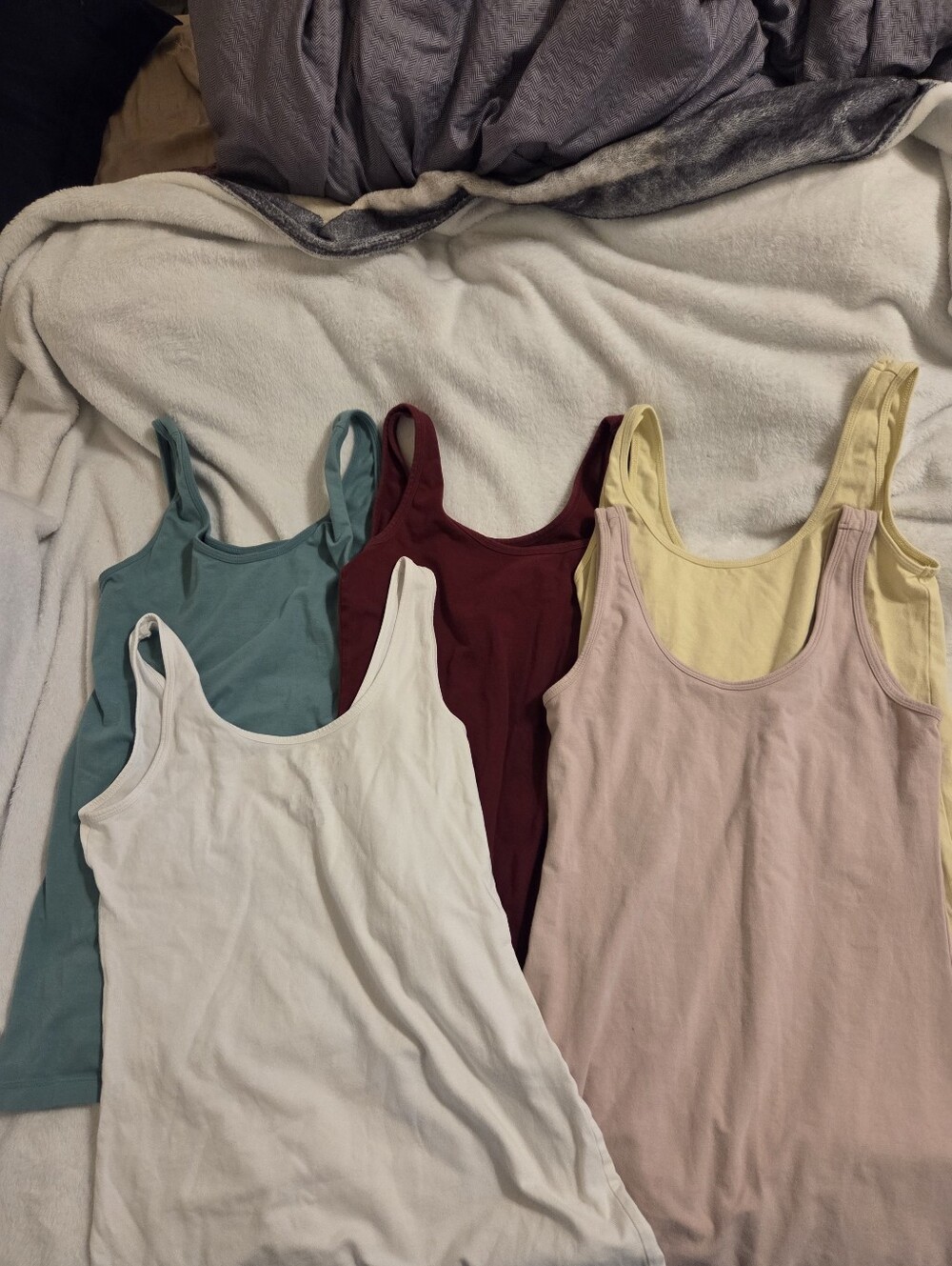 Maurices Scoop Neck Tank Tops in Teal, Yellow, White & Burgundy and PINK 5 tanks